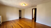 34 Bay State Ave, Unit #2 in Somerville, MA - Foto de edificio - Building Photo