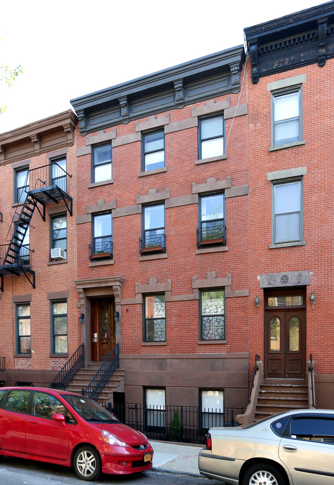 339 Union St in Brooklyn, NY - Foto de edificio - Building Photo