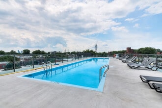 Erin Condos Apartments in Montréal, QC - Building Photo - Building Photo