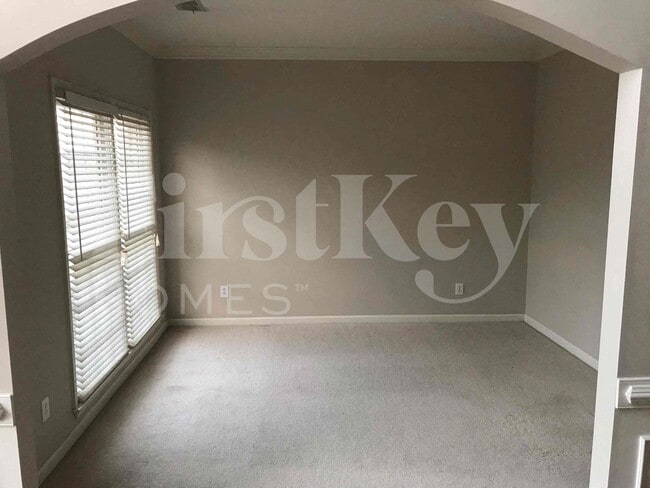 6287 Greenock Dr in Stone Mountain, GA - Foto de edificio - Building Photo