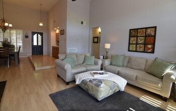 2922 Double Lake Dr in Missouri City, TX - Foto de edificio - Building Photo