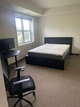 49 Columbia St W in Waterloo, ON - Building Photo - Building Photo