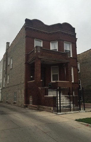 property at 3717 W Belden Ave