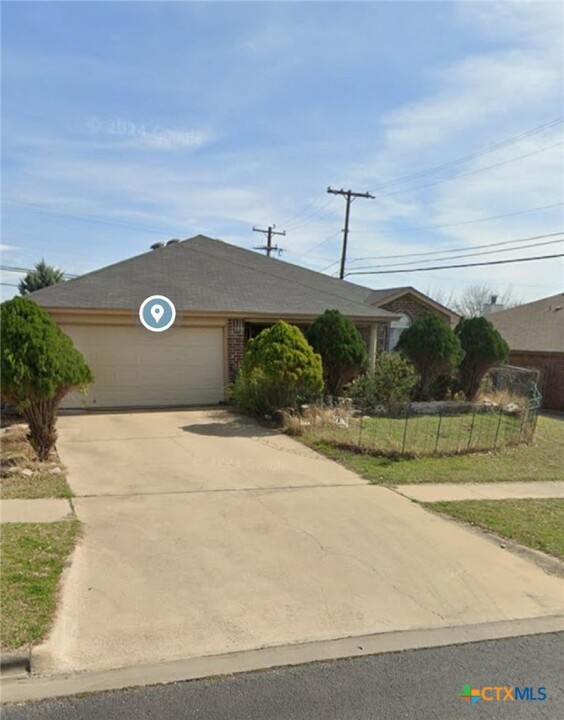 4806 Shumard Dr in Killeen, TX - Building Photo