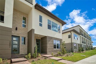 9796 Bucklow Hill Dr in Orlando, FL - Building Photo - Building Photo