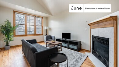 Room in Shared 3 bed/2 bath home in Chicago, IL - Building Photo - Building Photo