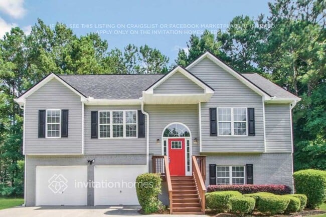 property at 5726 Graceland Dr SW