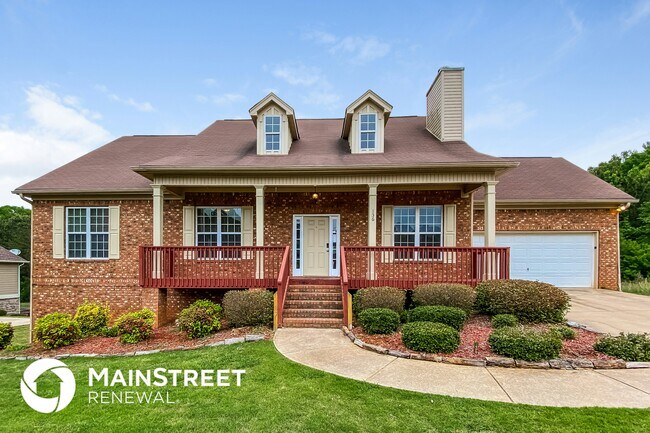 136 Lawrence Dr