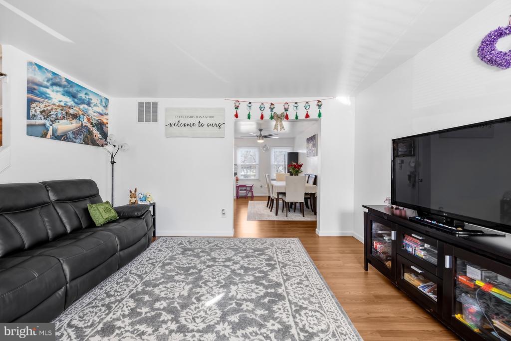 9262 Byrd Dr in Manassas, VA - Building Photo