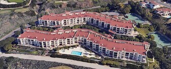 3200 La Rotonda Dr in Rancho Palos Verdes, CA - Building Photo