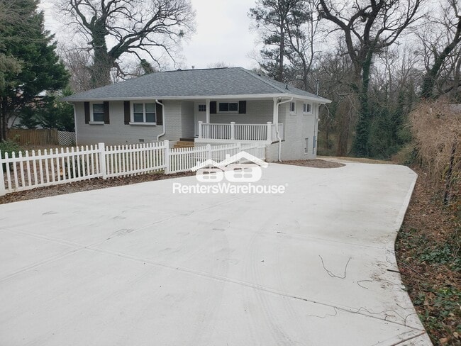 441 Big John Trail SE in Marietta, GA - Foto de edificio - Building Photo