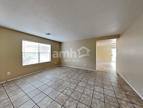 1425 N Thunderbird Ave in Gilbert, AZ - Building Photo - Building Photo