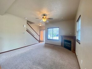 1599 Burr Dr in North Liberty, IA - Building Photo - Building Photo