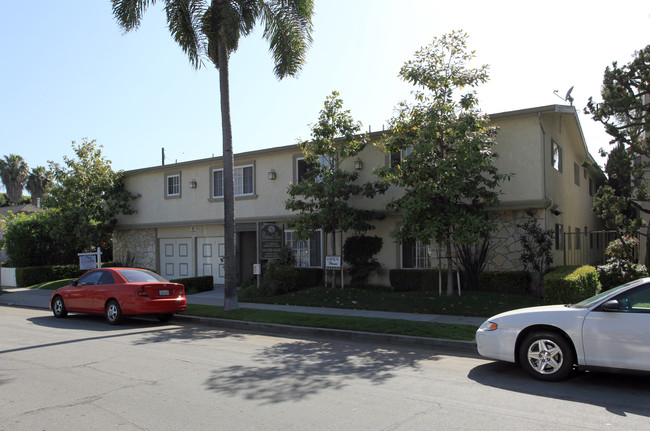 Belmont Place in Long Beach, CA - Foto de edificio - Building Photo