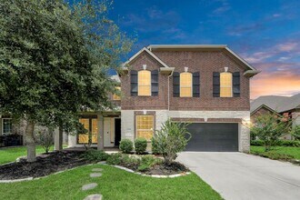 12006 Emery Oaks Ln in Tomball, TX - Building Photo - Building Photo