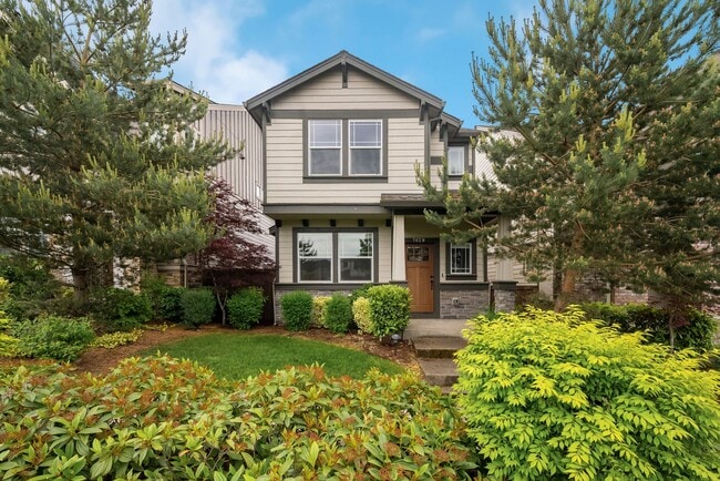 7029 NW Snowdrop Ter in Portland, OR - Building Photo - Building Photo
