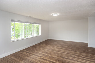 Heritage Apartments in Indianapolis, IN - Foto de edificio - Interior Photo
