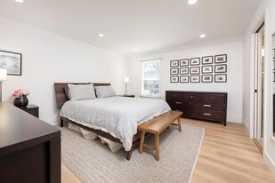 1326 Milton Way in San Jose, CA - Building Photo