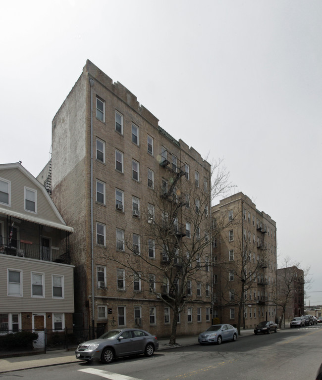 730 E 236th St in Bronx, NY - Building Photo - Building Photo