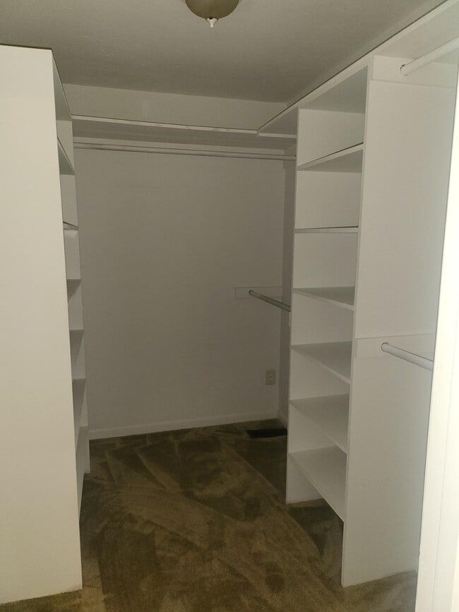 property at 1540 Pine View Dr