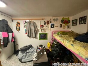 28 S Huntington Ave, Unit B2 in Boston, MA - Foto de edificio - Building Photo