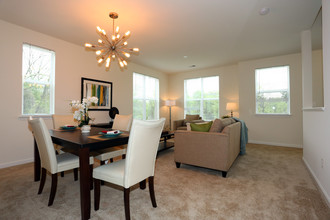 RiverWatch II Apartments in Elkridge, MD - Building Photo - Interior Photo