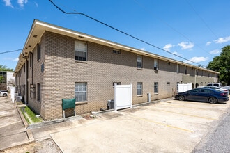 Lila Place in Lafayette, LA - Foto de edificio - Building Photo