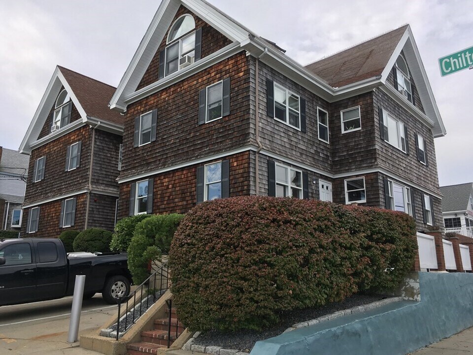 24 Chilton St-Unit -1W in Plymouth, MA - Building Photo
