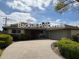 1249 San Fernando Dr in Salinas, CA - Building Photo