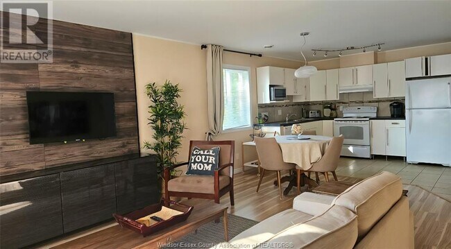 1805 Northway Ave in Windsor, ON - Building Photo - Building Photo