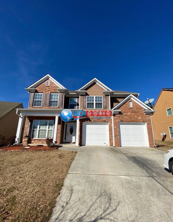 1127 Balvaird Dr SE in Lawrenceville, GA - Building Photo