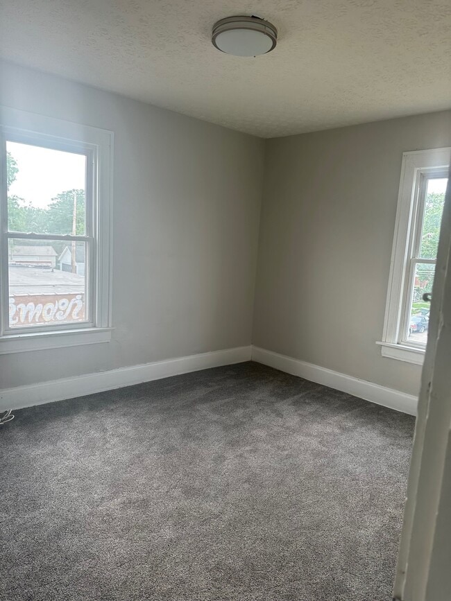 798 E Whittier St in Columbus, OH - Foto de edificio - Building Photo