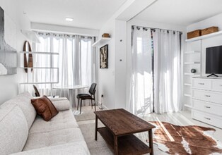 2950 Summit St-Unit -Bldg 1 Apt 10 in Kansas City, MO - Foto de edificio - Building Photo