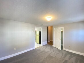 7 Commercial St in Nashua, NH - Foto de edificio - Building Photo