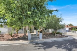 1600 Eaton Dr in Las Vegas, NV - Building Photo