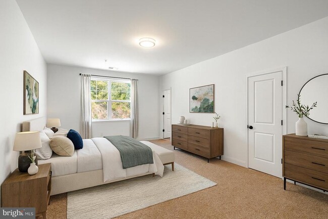 property at 117 Colwell Ln