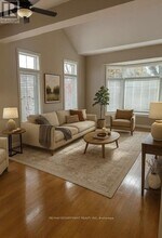 99 Panabaker Dr in Hamilton, ON - Building Photo - Building Photo