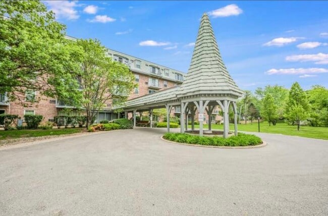 property at 5125 Blodgett Ave