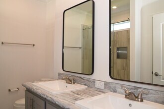 1902 W Gleneagles Rd in Ocala, FL - Building Photo - Building Photo