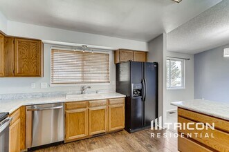 4170 S Biscay Cir in Aurora, CO - Building Photo - Building Photo