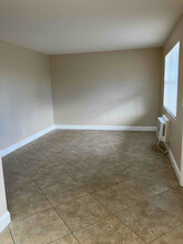 621 Ridge Rd-Unit -2 in Lantana, FL - Building Photo - Building Photo