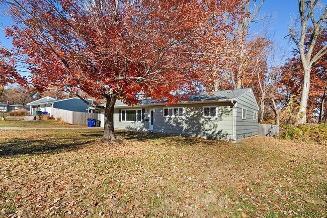 3306 14th Ave SE in Cedar Rapids, IA - Foto de edificio - Building Photo