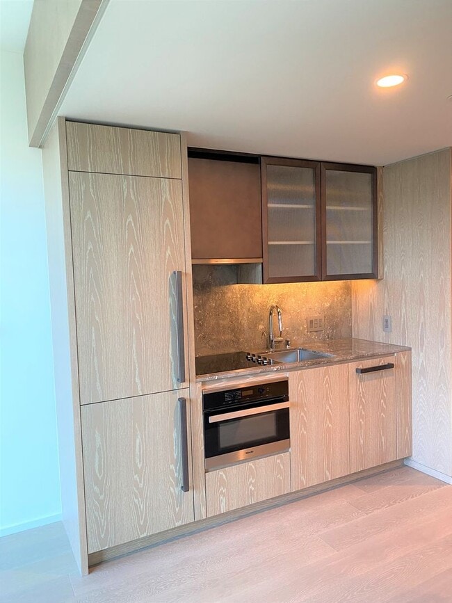 property at 1000 Auahi St