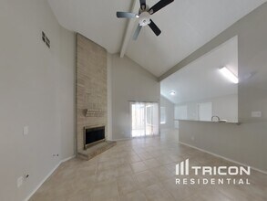 24018 Spring Sunset Dr in Spring, TX - Building Photo - Building Photo