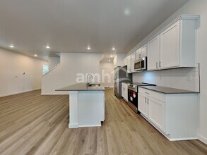 5019 Washington St SE in Olympia, WA - Building Photo - Building Photo