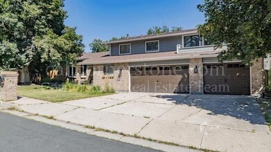 3427 Clubheights Dr in Colorado Springs, CO - Building Photo - Building Photo