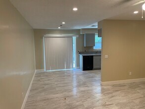32150 Aurora Vista Rd, Unit C in Cathedral City, CA - Building Photo - Building Photo