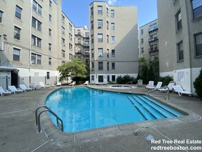 370 Chestnut Hill Ave, Unit 21 in Boston, MA - Building Photo - Building Photo