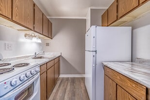 Brookview Place in Dayton, OH - Building Photo