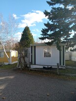 Birch Grove Mobile Homes Apartments